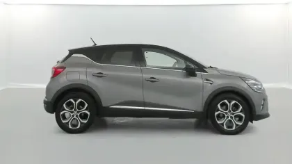 Photo 23 Renault Captur  E-Tech 145 - 21
