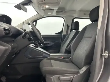 Photo 26 Peugeot Rifter  Standard BlueHDi 130 S&S BVM6