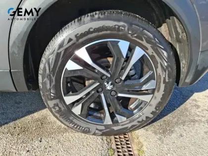 Photo 10 Peugeot 2008 Gén. II Ph1 NG GT 5