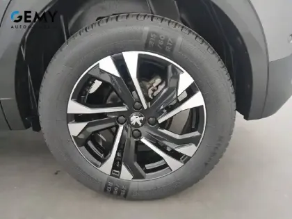 Photo 42 Peugeot 2008  PureTech 130 S&S EAT8