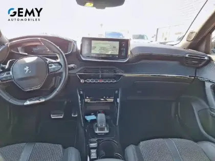 Photo 7 Peugeot 2008 Gén. II Ph1 NG GT 5