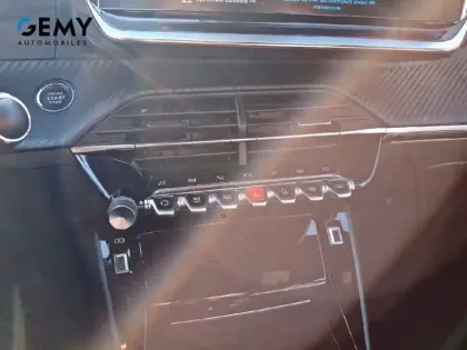 Photo 14 Peugeot 2008 Gén. II Ph1 NG GT 5