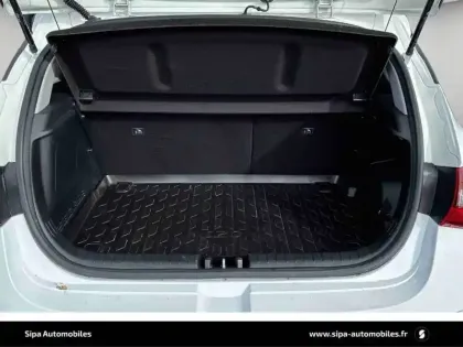 Photo 12 Hyundai I20  1.0 T-GDi 100 Hybrid 48V