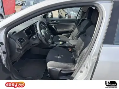 Photo 5 Renault Megane Mégane IV Berline TCe 100 Energy