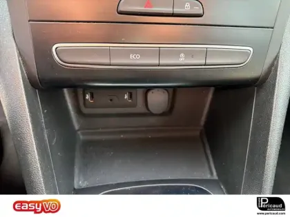 Photo 14 Renault Megane Mégane IV Berline TCe 100 Energy