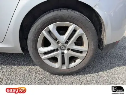 Photo 9 Renault Megane Mégane IV Berline TCe 100 Energy