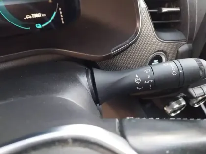 Photo 31 Renault Arkana  E-Tech hybride 145 - 22