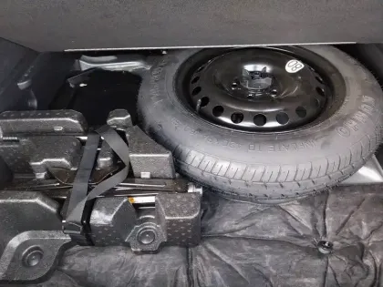 Photo 20 Renault Arkana  E-Tech hybride 145 - 22