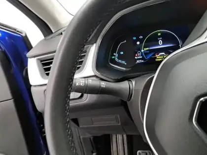 Photo 29 Renault Captur  E-Tech full hybrid 145