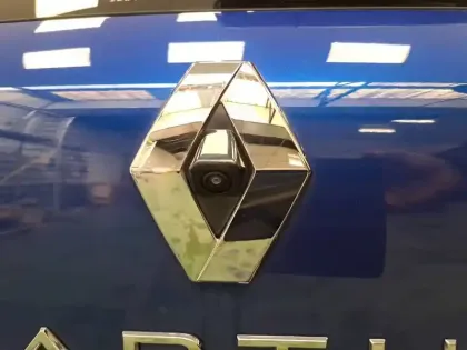 Photo 13 Renault Captur  E-Tech full hybrid 145