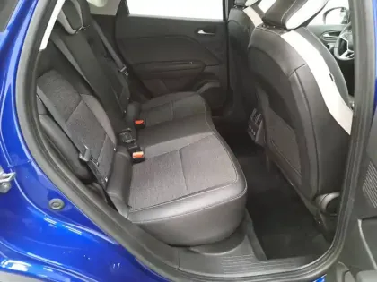 Photo 22 Renault Captur  E-Tech full hybrid 145