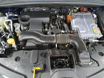 Photo 14 Renault Captur  E-Tech full hybrid 145