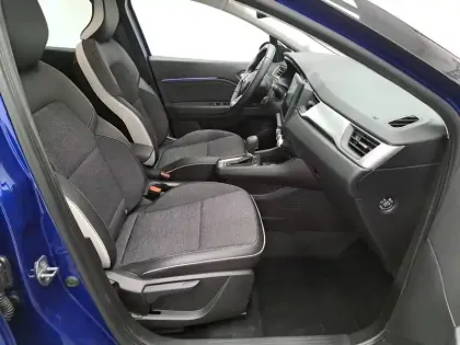 Photo 24 Renault Captur  E-Tech full hybrid 145