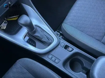 Photo 16 Toyota Yaris  Hybride 116h