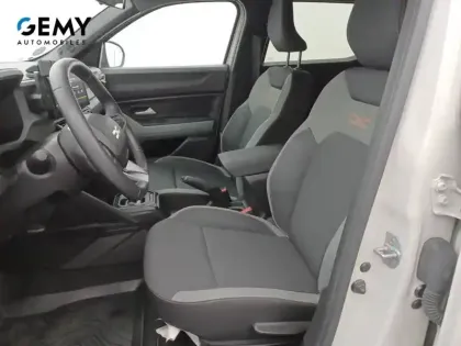 Photo 116 Dacia Duster  Hybrid 140