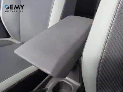 Photo 32 Dacia Duster  Hybrid 140