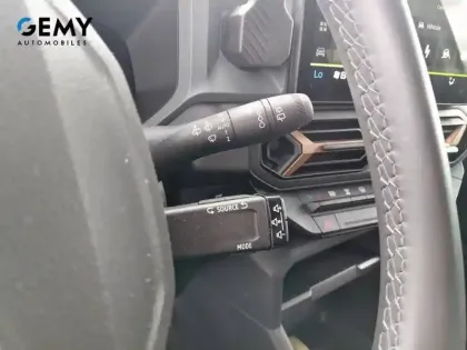 Photo 19 Dacia Duster  Hybrid 140