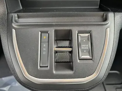 Photo 13 Citroën Jumpy  FGN M DIESEL 150 CH AUTOMAT.