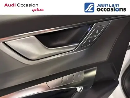 Photo 19 Audi A6  Avant 55 TFSIe 367 ch S tronic 7 Quattro