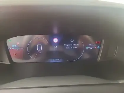 Photo 9 Peugeot 2008  PureTech 130 S&S EAT8