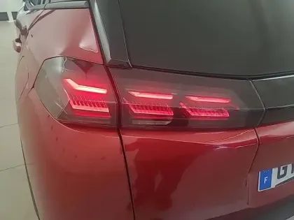 Photo 16 Peugeot 2008  PureTech 130 S&S EAT8