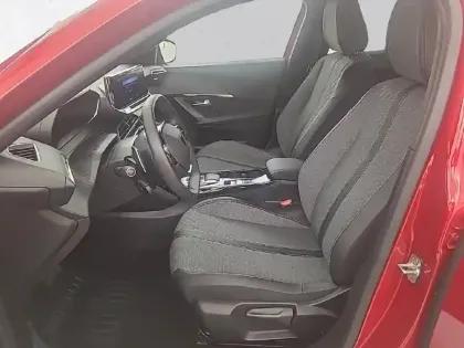 Photo 34 Peugeot 2008  PureTech 130 S&S EAT8