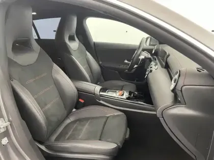 Photo 25 Mercedes CLA  Shooting Brake 200 d 8G-DCT