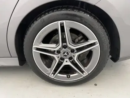 Photo 16 Mercedes CLA  Shooting Brake 200 d 8G-DCT