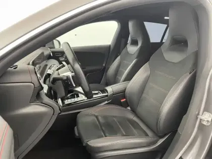 Photo 14 Mercedes CLA  Shooting Brake 200 d 8G-DCT