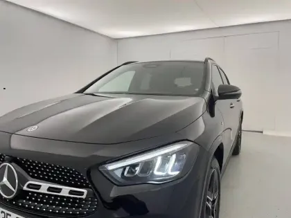 Photo 30 Mercedes GLA  250 e Hybrid EQ 8G-DCT