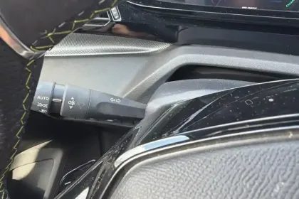 Photo 20 Peugeot 308  PHEV 225 e-EAT8