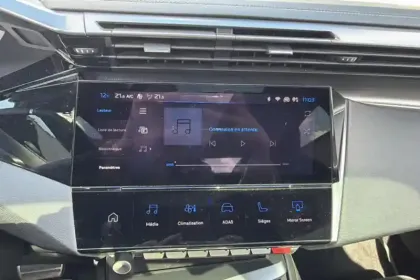 Photo 21 Peugeot 308  PHEV 225 e-EAT8