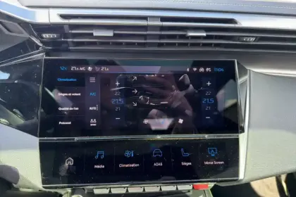 Photo 22 Peugeot 308  PHEV 225 e-EAT8