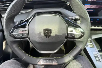 Photo 18 Peugeot 308  PHEV 225 e-EAT8