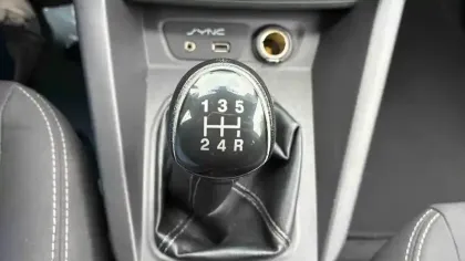 Photo 16 Ford Ka + 1.2 Ti-VCT 85