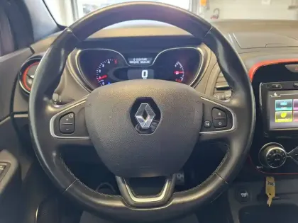 Photo 32 Renault Captur  dCi 90