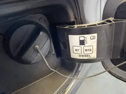 Photo 24 Renault Captur  dCi 90