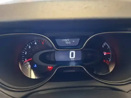 Photo 33 Renault Captur  dCi 90