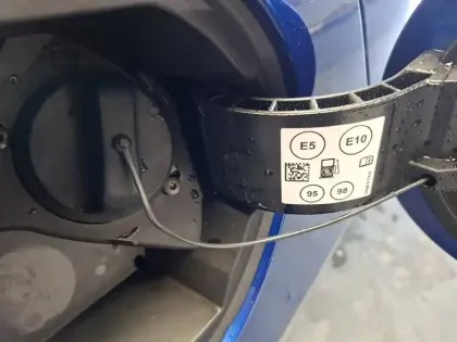 Photo 24 Renault Clio  E-Tech full hybrid 145
