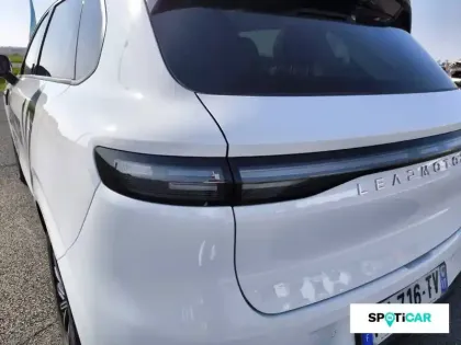 Photo 16 Leapmotor B10  BEV 67.1 kWh - 160 kW