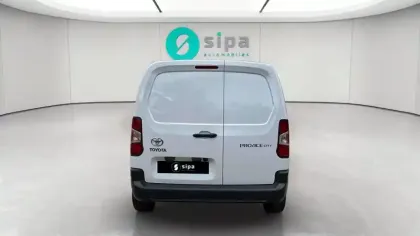 Photo 81 Toyota Proace  CITY MEDIUM 1.5L 130 D-4D