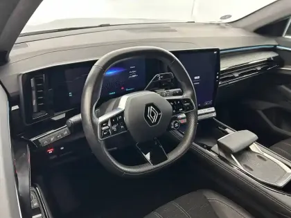 Photo 27 Renault Austral  E-Tech hybrid 200