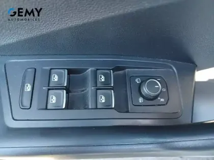 Photo 11 Volkswagen T-roc  1.0 TSI 115 Start/Stop BVM6