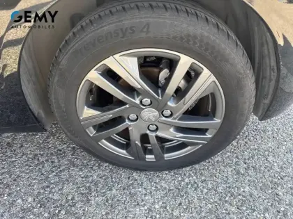 Photo 10 Peugeot 208 Gén. II Ph1 NG Style 5