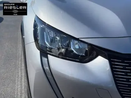 Photo 15 Peugeot 208  Electrique 50 kWh 136ch