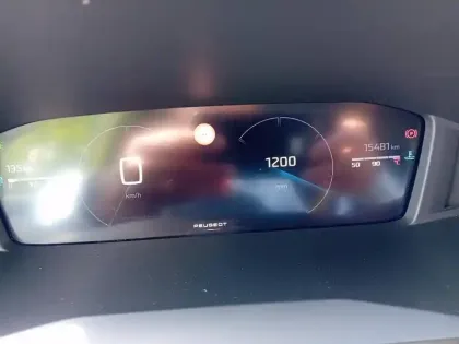 Photo 53 Peugeot 208  100 S&S BVM6