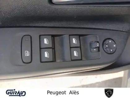 Photo 12 Opel Corsa Gén. VI Ph2 Base 5