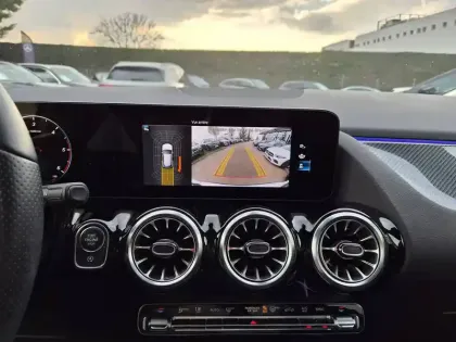 Photo 20 Mercedes GLA  200 d 8G-DCT