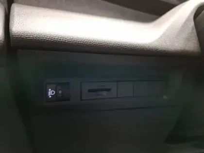 Photo 16 Peugeot 308  BlueHDi 130ch S&S EAT8