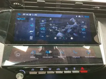 Photo 97 Peugeot 308  BlueHDi 130ch S&S EAT8